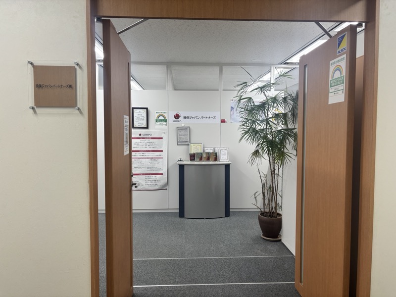オフィス入口